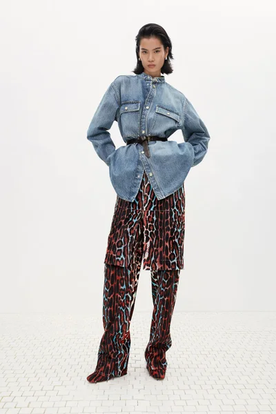 Look 11